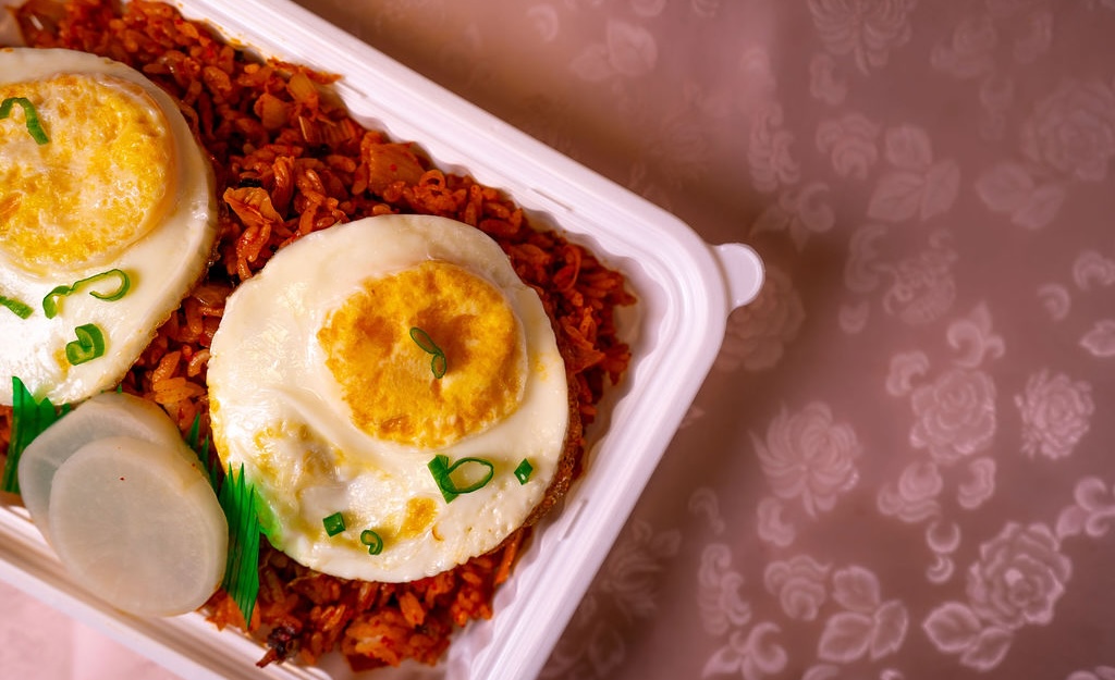 This Koreatown restaurant specializes in grab-and-go meals, perfect for New Yorkers who are too busy to stop. | Photo courtesy of Woorjiip