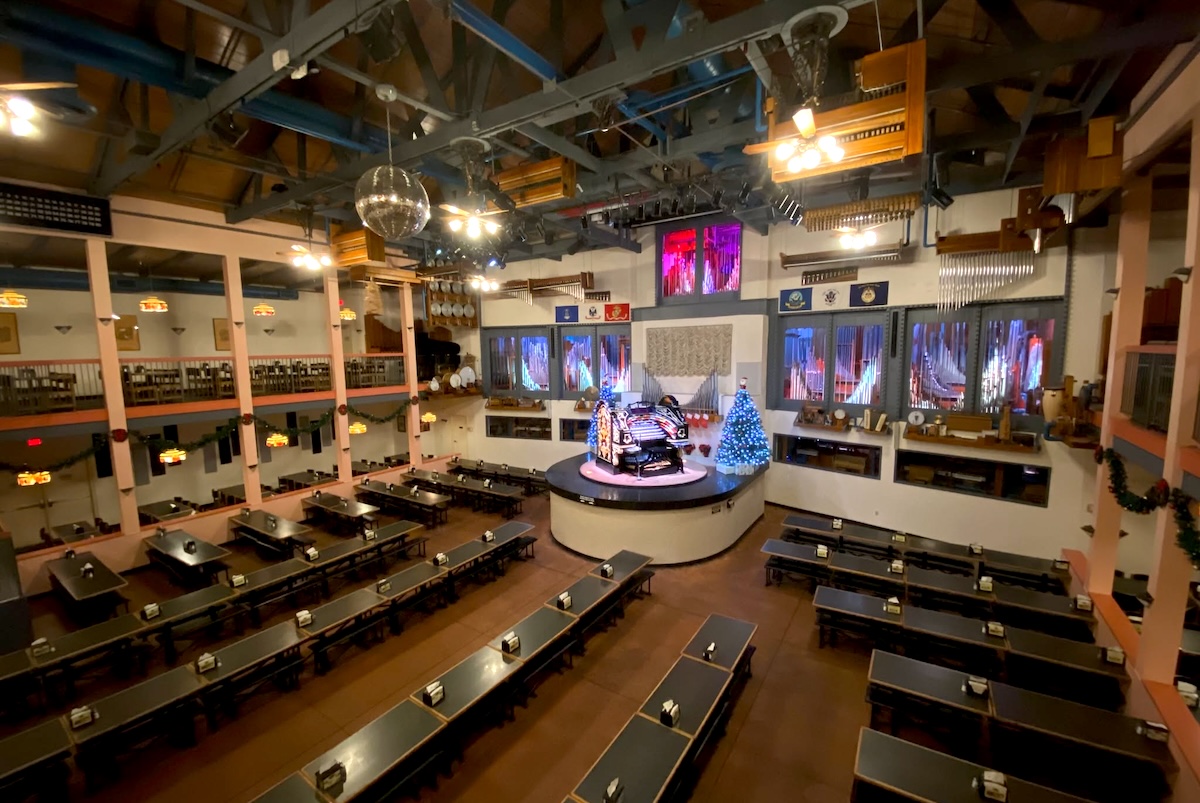 PHX_Organ_Stop_Pizza_room - DiningOut There's plenty of room to get festive, eat pizza, and support the neighborhood. | Photo courtesy of Organ Stop Pizza