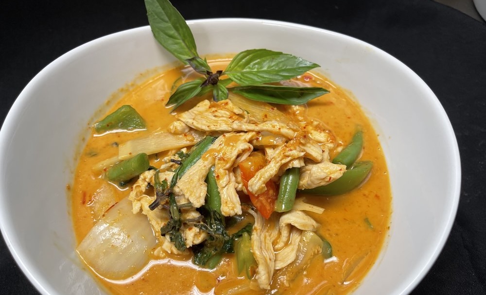 PHX_The Red Curry Photo Courtesy of Reign of Thai - DiningOut Can’t go wrong with a dish of spicy red curry at Reign of Thai. | Photo courtesy of Reign of Thai