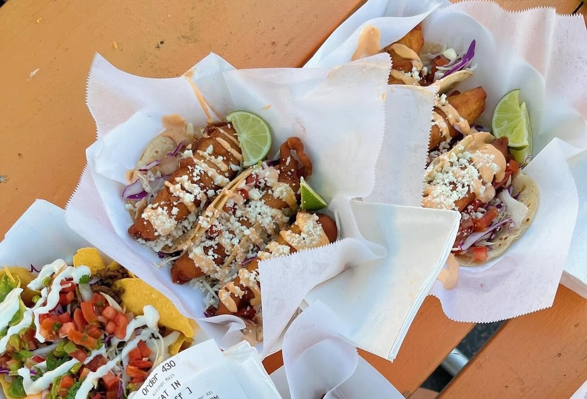 PHX_The_Beach_House_tacos_table - DiningOut Beautiful tacos served alfresco. | Photo courtesy of The Beach House