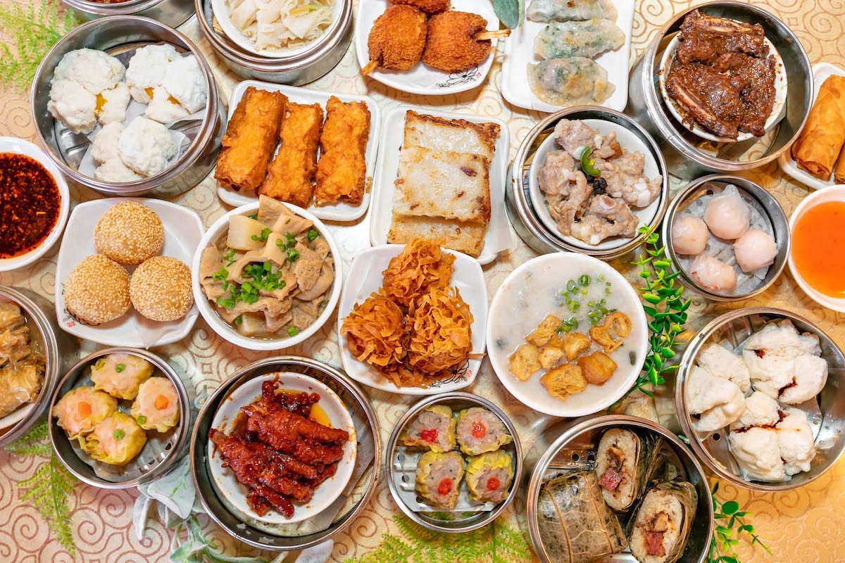 East Pearl Seafood - DiningOut East Pearl Seafood serves an extensive dim sum spread alongside Cantonese specialties, from shrimp dumplings and sesame balls to congee, turnip cake, and braised chicken feet. | Photo by East Pearl Seafood