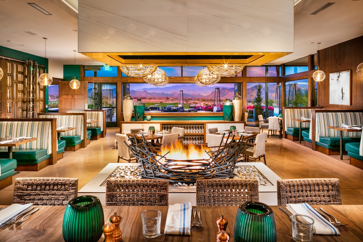 Luxuriate in the dining room while taking in the view of Verde River Club. | Photo courtesy of Needle Rock Kitchen and Tap