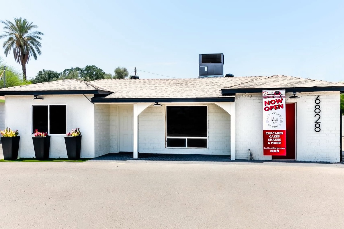 This South Phoenix home now houses Red Velvet Recipes. | Photo courtesy of Red Velvet Recipes