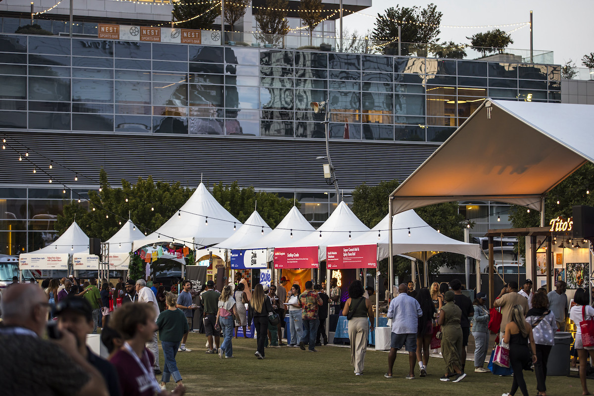 The Atlanta Food & Wine Festival returns to The Home Depot Backyard for four days of tastings, chef demonstrations, and special events. | Photo by Raftermen Photography