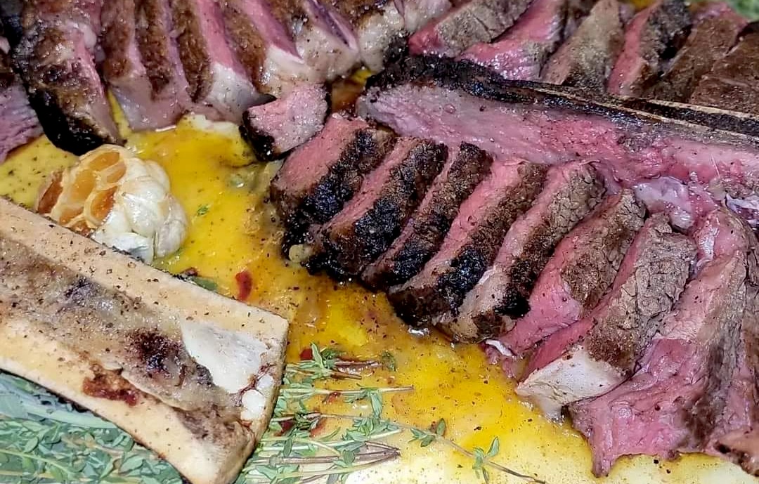 NYC_Porterhouse_party_steak - DiningOut A feast on the go, and it's now going to RARE in Brooklyn. | Photo courtesy of Porterhouse Party