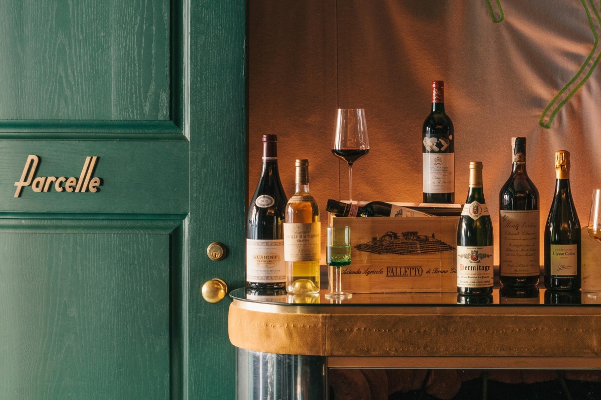 All the wine, to go or to stay. | Photo courtesy of Parcelle