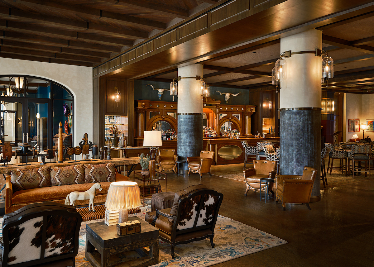 The Bar at Bowie House brings a luxe New West feel to the Fort Worth hotel, where four-legged guests are welcomed with beds, bowls, and housemade dog treats. | Photo by Bowie House Auberge Collection