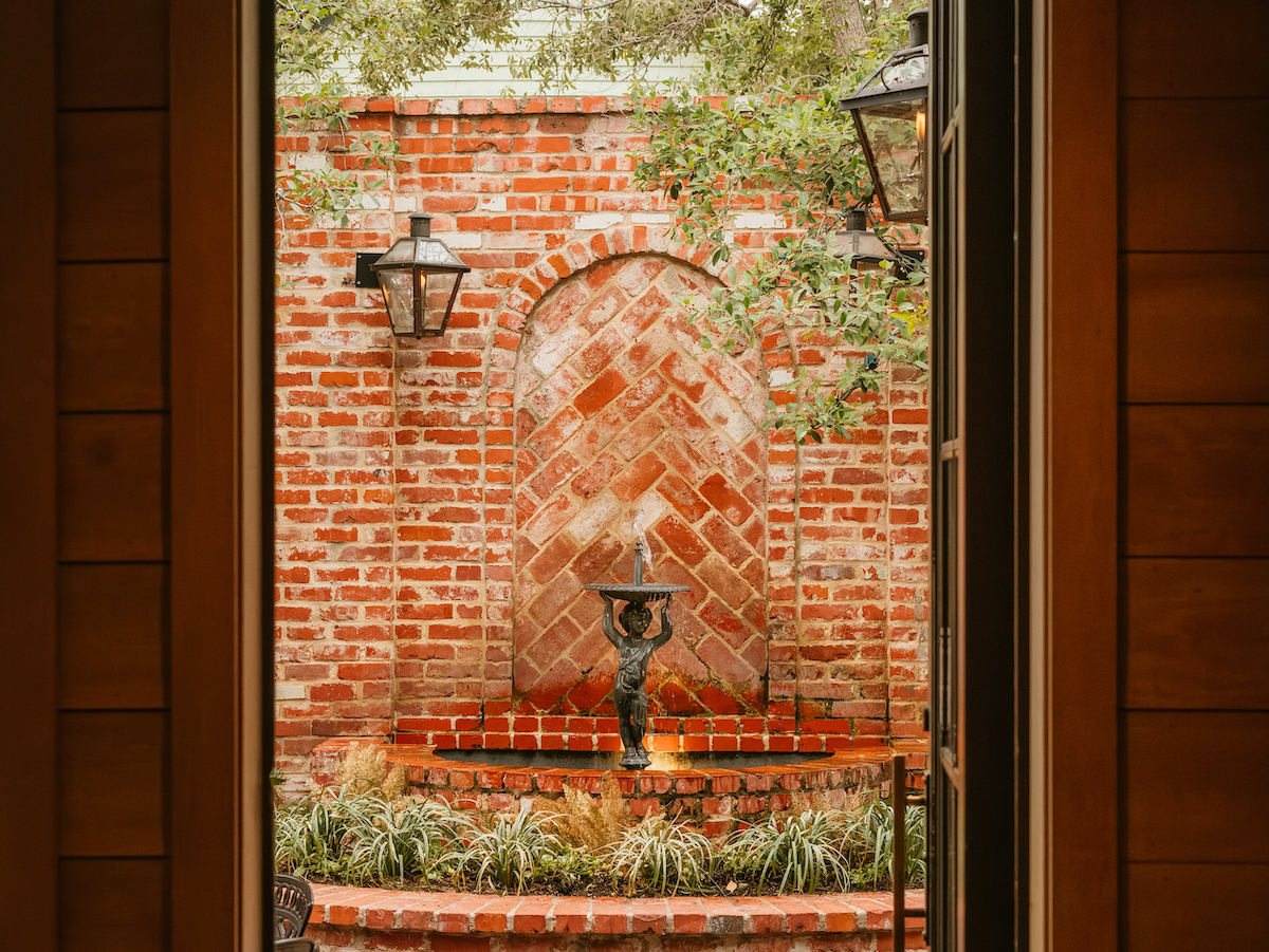 S&D Oyster Company’s tree-lined courtyard offers a tucked-away escape from bustling McKinney Avenue. | Photo by S&D Oyster Company