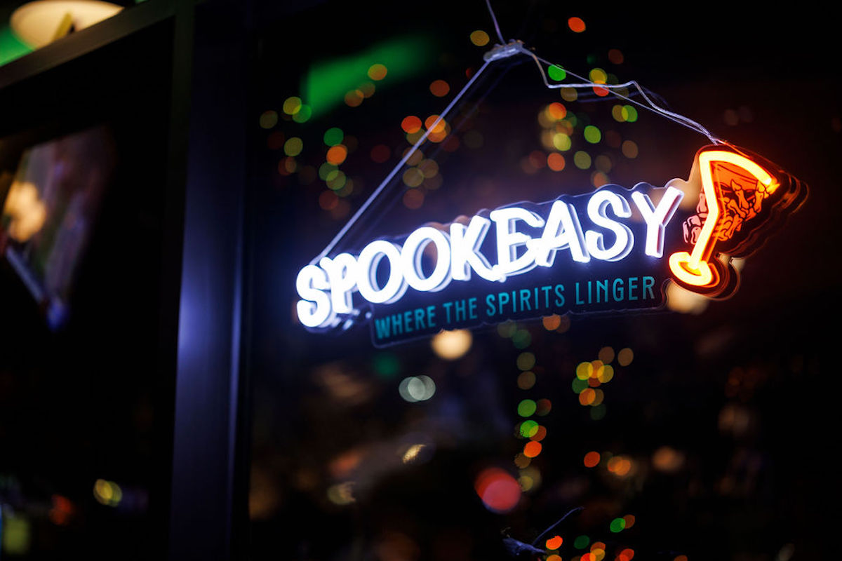 Spookeasy: Where the Spirits Linger brings a Halloween takeover to Lounge by Topgolf at Omni PGA Frisco Resort & Spa. | Photo by Omni PGA Frisco Resort & Spa